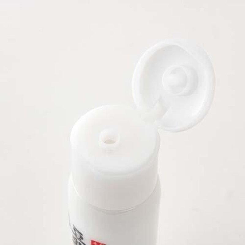 Hoshisu Nameraka Honpo Soy Milk Moisture Emulsion NC (150 mL / 5 Net fl. oz.)