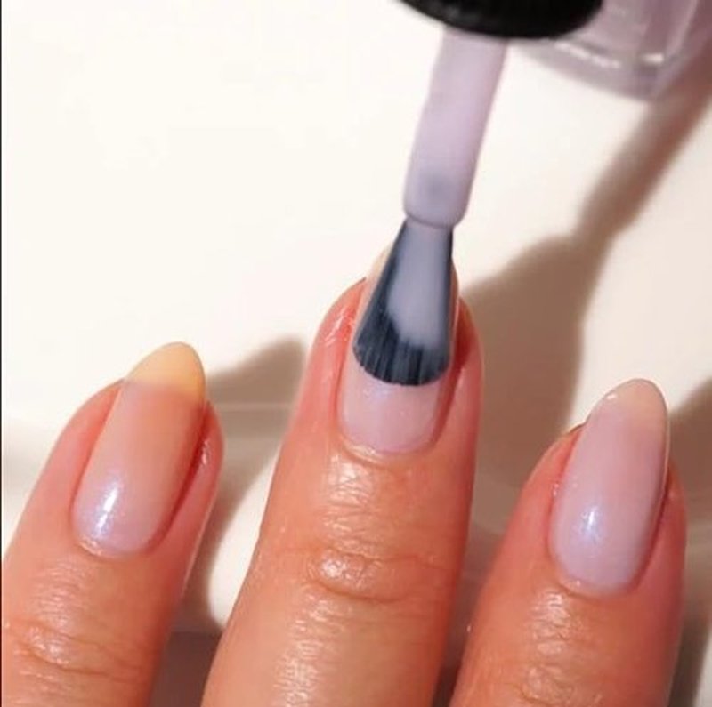 LONDONTOWN Illuminating Nail Concealer - Sheer Brightening Polish & Strengthener for Discolored Nails | 21+ Free, 0.4 Fl Oz