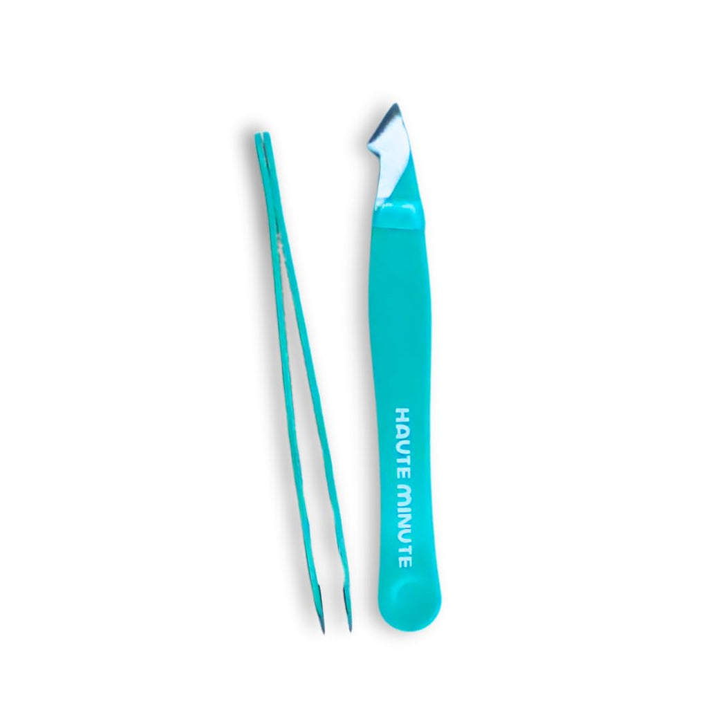 Haute Minute Makeup Go Girl! Mini Tweezers, Stainless Steel Tweezer for Travel, Precision Tweezers for Eyebrows, Facial Hair, Ingrown Hair, Chin, Splinter Removal, Eyebrow Plucker (Aqua)