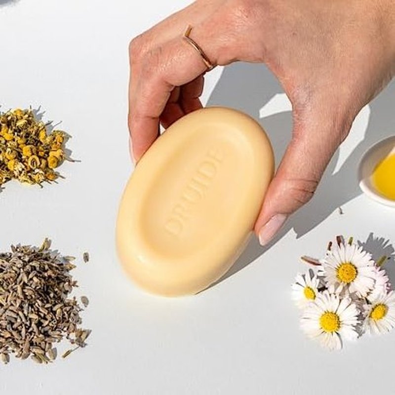 BioLove Baby Soap Bar - Ultra-Gentle Calming Care for Sensitive Skin | Vegan Lavender & Chamomile - 100g (3.5 oz)