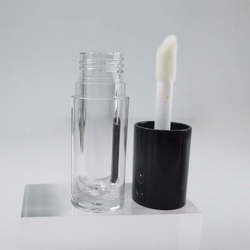 COSIDEA 30pcs Black Empty 6ml 0.2oz Lip Gloss Tubes with Big Doe Foot Wand，Round Lipgloss Containers，Concealer Tube Cosmetic Packing Container Bulk Wholesale