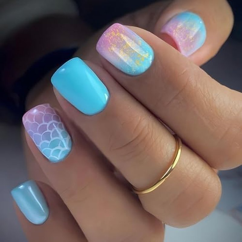 Curvlife Soft Gel Press On Nails Kit - Sea Ocean Full Cover False Nail Tips with Trendy Designs, Reusable & Glue Included - Easy Application Nail Accessories for Women