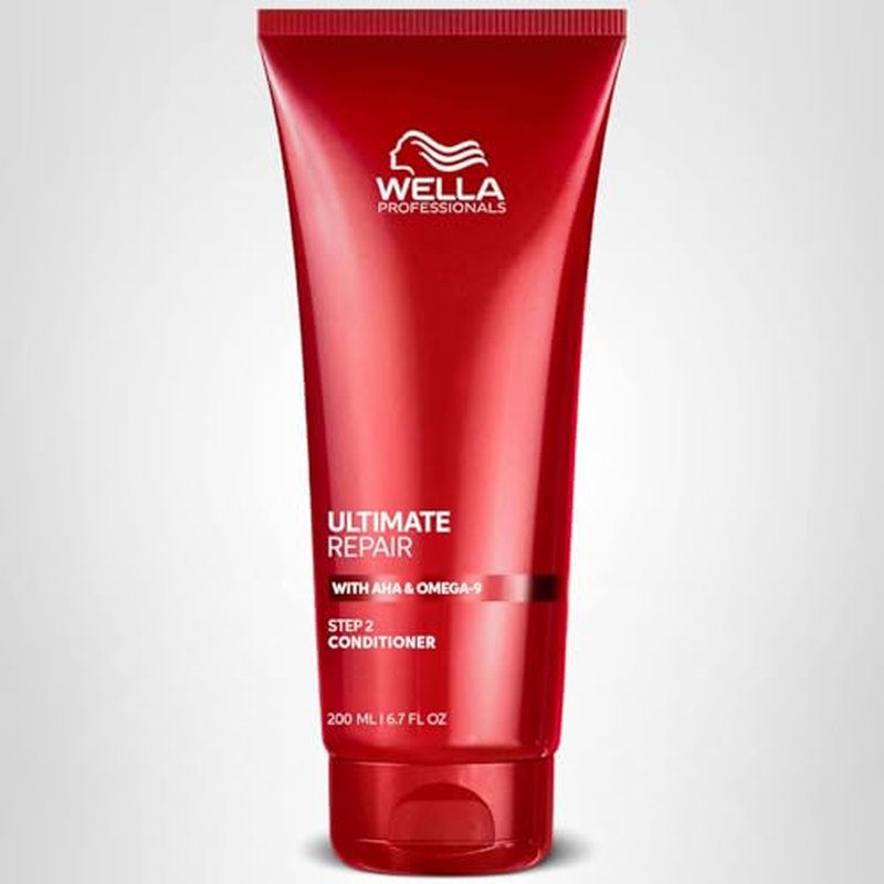 Wella Professionals ULTIMATE REPAIR Conditioner for Damaged Hair | Deeply Nourishing | Replenishes & Repairs | 6.7 Fl Oz - Packaging May Vary