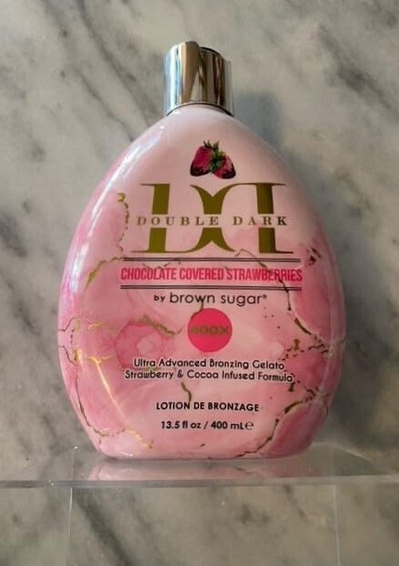 Brown Sugar Double Dark Chocolate Covered Strawberries 400X Ultra Advanced Bronzer Tanning Lotion for Deep, Decadent Color and Silky Smooth Skin – 13.5 oz