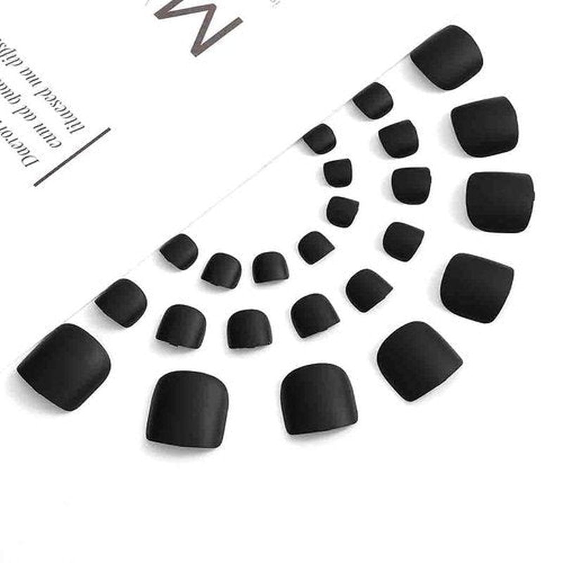Outyua Black Square Fake Toenails Short Matte Press on Toe Nails Acrylic False Toes Nails with Designs Artificial Summer Beach Full Cover Toenail for Women 24 Pcs (Black)