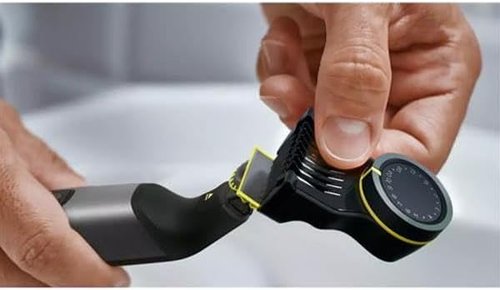 Philips OneBlade Pro 360 QP6552/15 - Versatile Beard & Body Trimmer for Precision Grooming