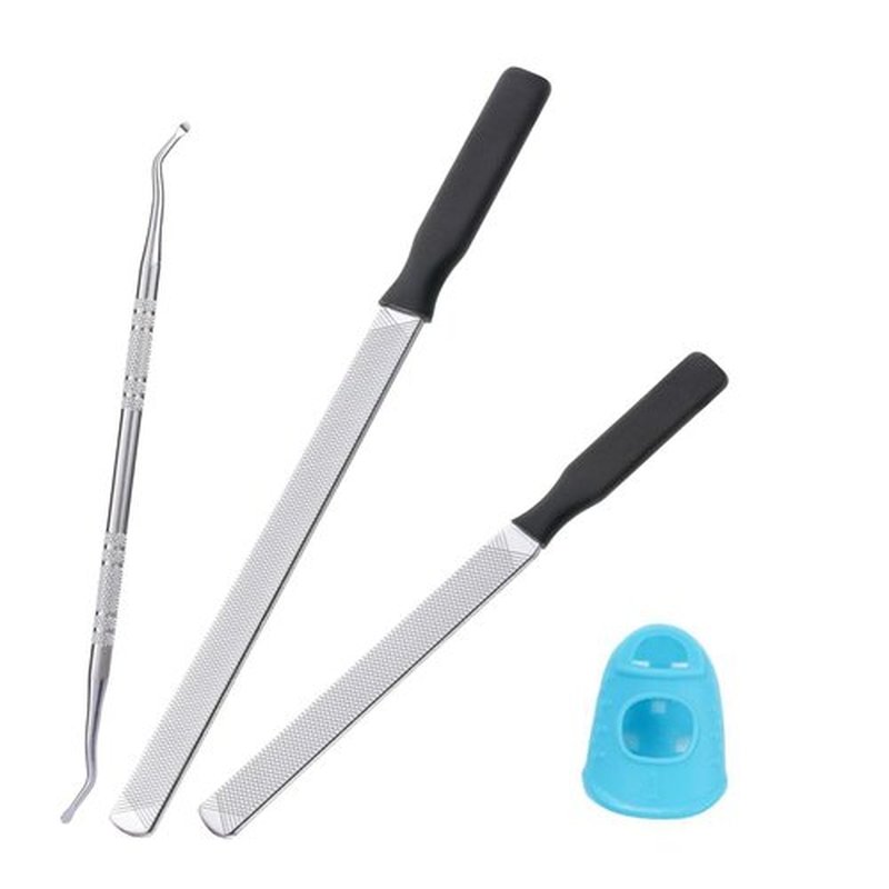 IDOU 4-in-1 Toe Nail Care Kit: Toe Nail Files for Thick Nails with Ingrown Toenail Lifter & Silicone Thumb Guard | Non-Slip Grip, 2 Metal Nail Files for Men/Seniors/Silver Lifter