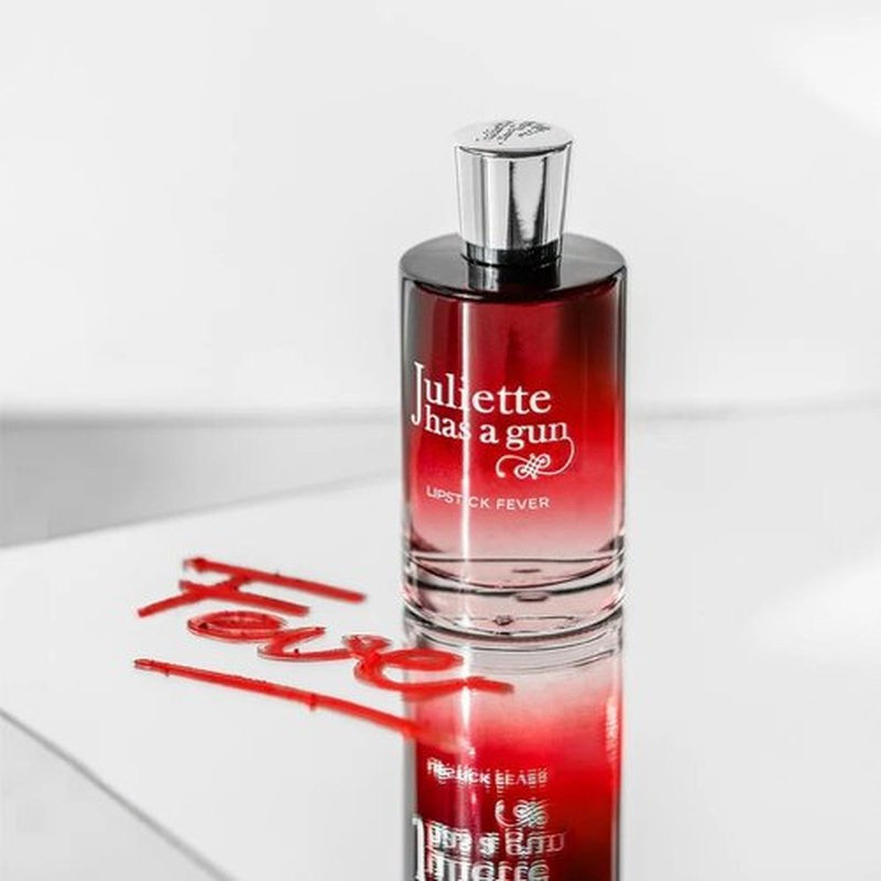 Juliette Has A Gun Lipstick Fever - Bold Long-Lasting Color | Vibrant Red Shade