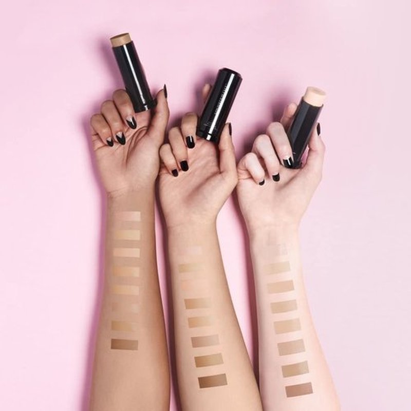Triplicity® Perfecting Foundation Stick - Buildable Coverage & Soft-Focus Effect | 0.4 oz | Tan