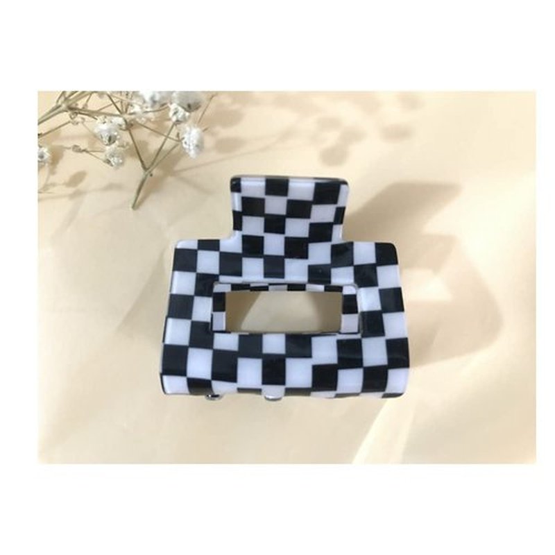 Checkered Hair Claw Clips for Women Girls Fashion Hair Clips for Styling Claw Clamps Thick Hair Retro Rectangle Shape, YOEMAYUNER (4PCs, 2inches, 4Colors)