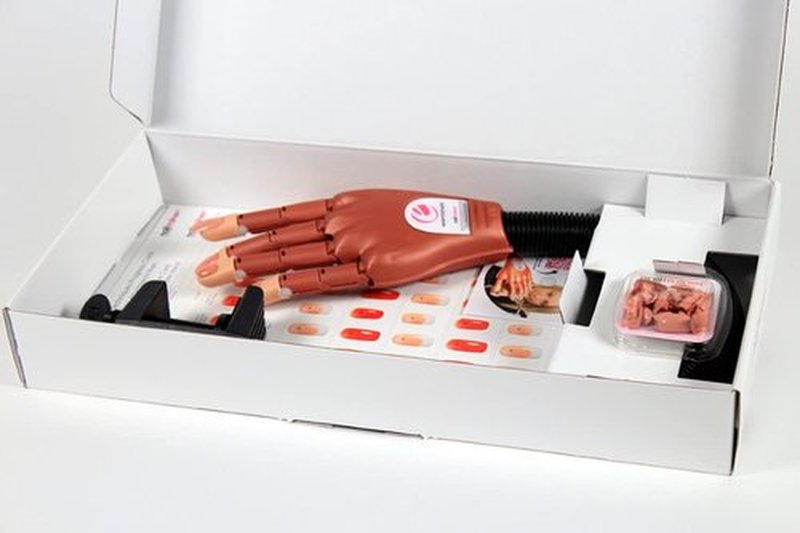 Essential Nails Nail Trainer® Practice Hand INCLUDES 6 Hour On-Line Competition Level Nail Art Tuition By A Champion Nail Artist, Nail Extensions, Nail Art Manicure Training Hand &100 Practice Nails