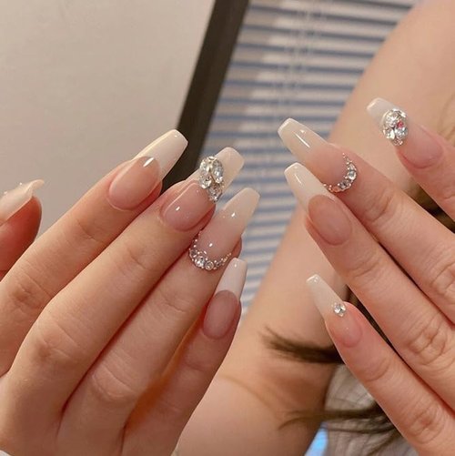 Coffin Shaped Luxury Press on Nails | Ballerina Artificial False Nails, Glossy Nude Fake Nails with 3D Diamonds, Salon Quality Reusable Nails Kit (White Valentine - Size L)