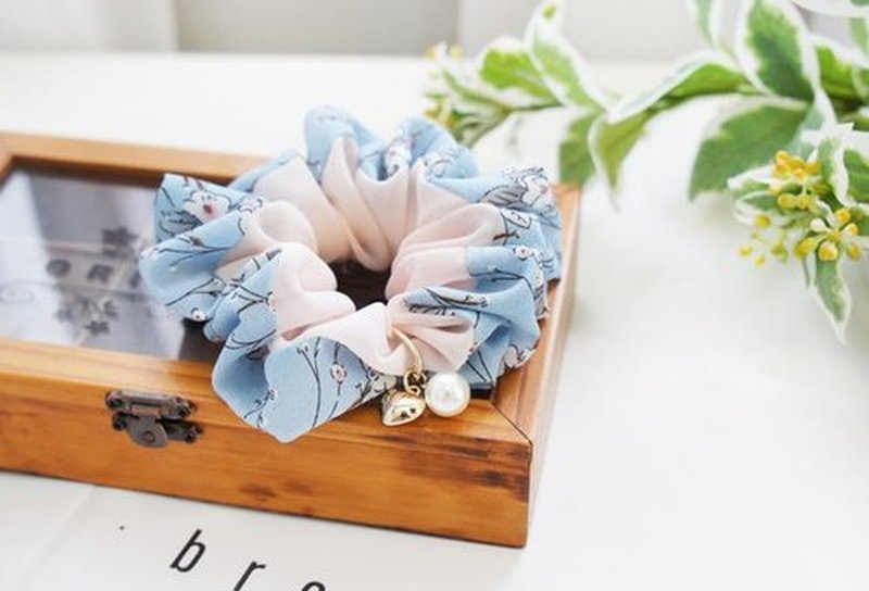 Elegant Floral Chiffon Hair Tie for Women – Soft and Stylish Scrunchie, Feminine Hair Accessory (2-Pink&Blue)
