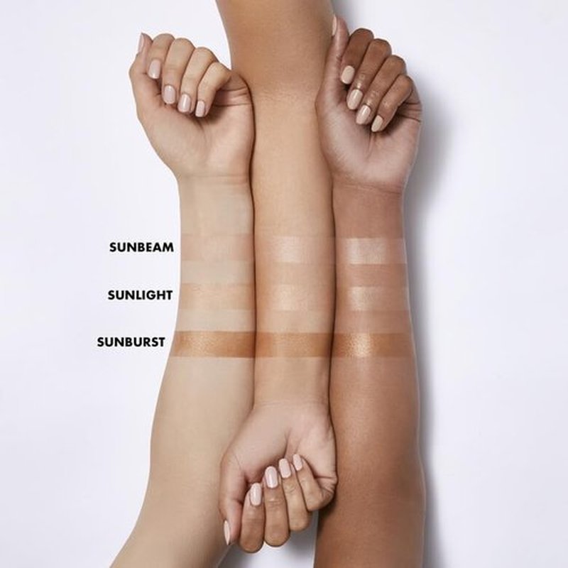 e.l.f. SKIN Suntouchable Whoa Glow SPF 30 Mini - Sunscreen & Makeup Primer with Hyaluronic Acid, Vegan & Cruelty-Free, Sunbeam