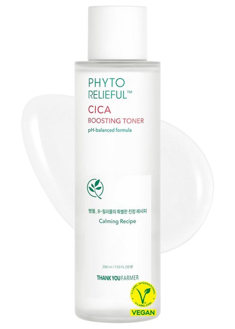 THANKYOU FARMER Phyto Relieful CICA PHA LHA Boosting Toner 7.03 fl oz (200ml), Dermatologist Tested, Alcohol-Free Liquid Exfoliant for Face, Oil-Free Hydrating Toner, Vegan, Fragrance-Free