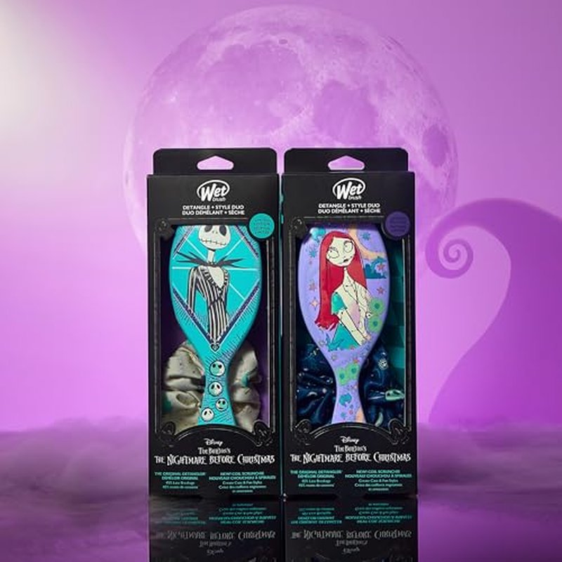 Wet Brush Detangle & Style Duo Kit, Jack Skellington (Nightmare Before Christmas) - IntelliFlex Bristles - Detangling Brush Glides Through Tangles For Wet & Dry Hair, 1 Hair Brush & 1 Coil Scrunchie