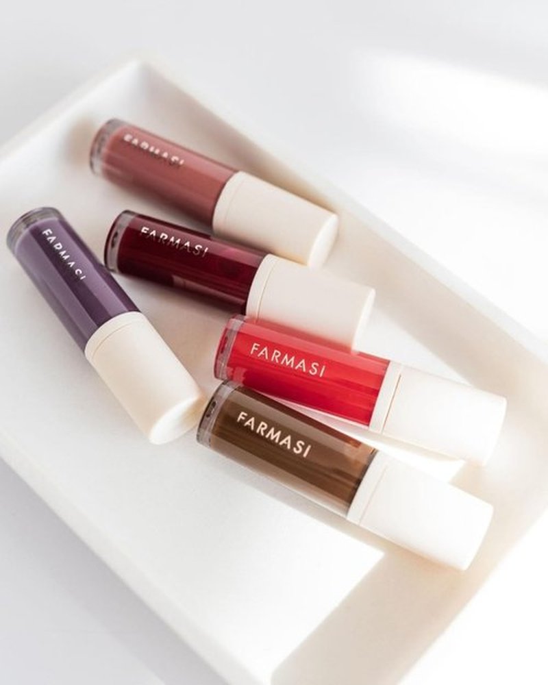 FARMASi Tinted Lip Plumper - Hydrating Lip Gloss for Fuller, Youthful Lips | Fiery High-Shine Finish