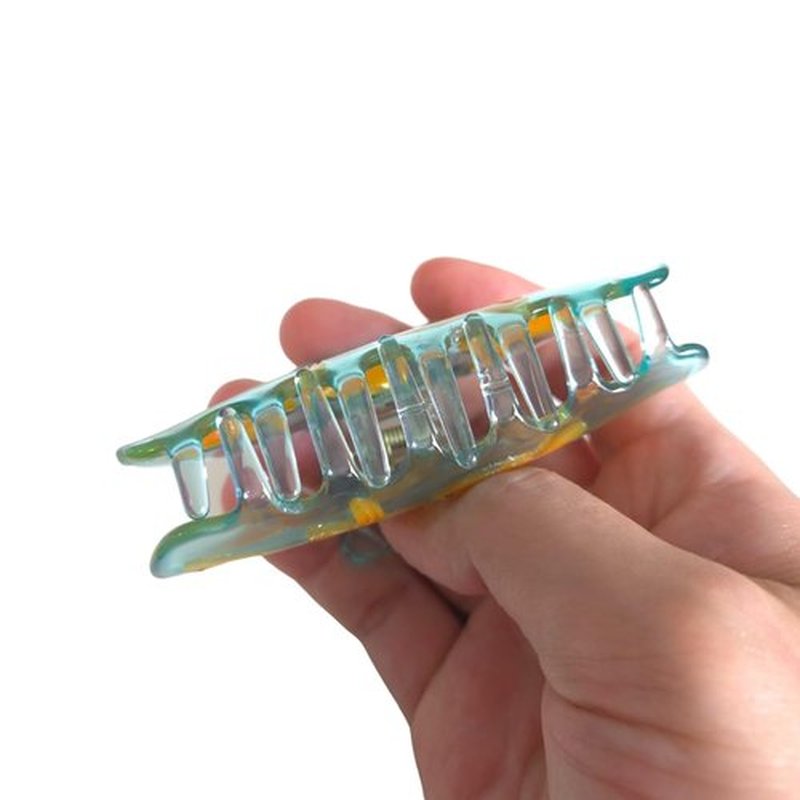 Generic Novelty Fish Tank Hair Clip,Acetate Claw Clip for Women,Women Hair Accessories,Cyan, 1 Count (Pack of 1)