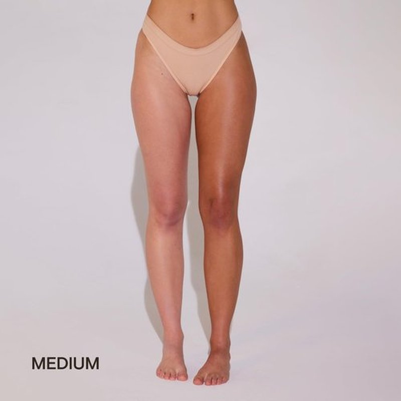 Molly-Mae Self Tanner Mousse - Medium Natural Color | Fast-Drying & Streak-Free | 6.7oz Tanning Foam
