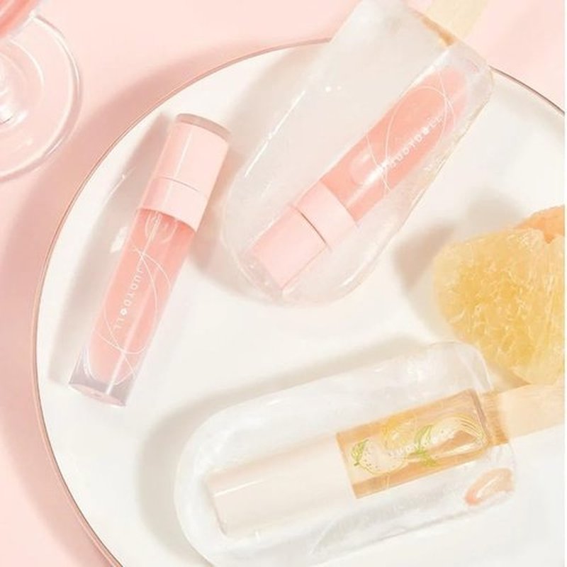 JUDYDOLL Peach Honey Lip Oil - Hydrating Non-Sticky Gloss with Real Peach Scent | Jelly Texture, Moisturizing Care