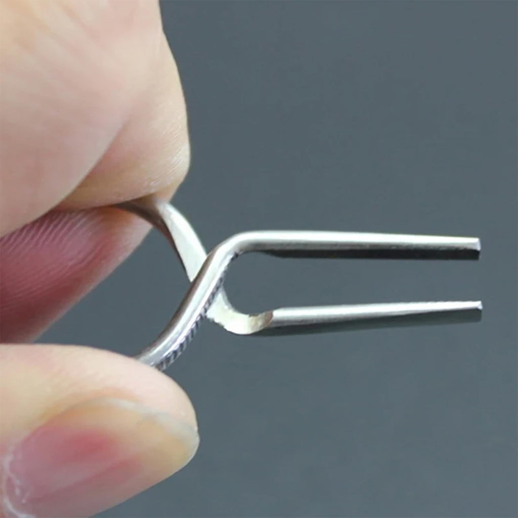 CRZQXOUR Fly Fishing Pliers Creative Angler Hackle Pliers for Tying Flies for Fly Tying Avid Fly Fishing Enthusiasts Premium Fly Tying Pliers Hackle Pliers
