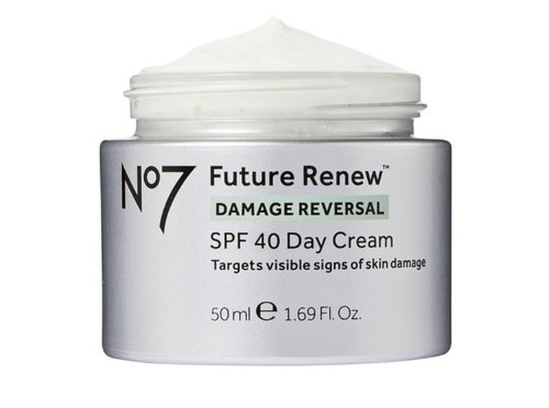 No7 Future Renew Damage Reversal Day Cream SPF40 50ml