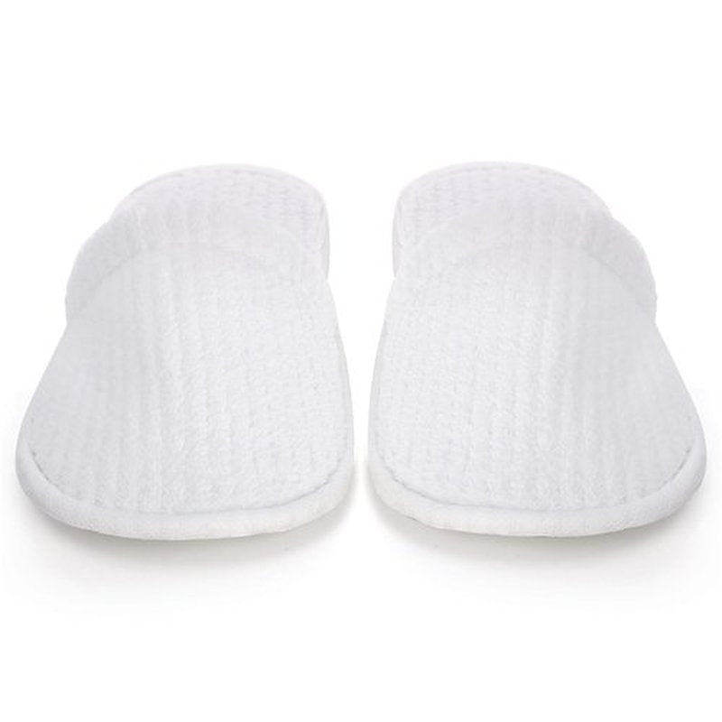 Frcctre 20 Pairs White Disposable Slippers, Closed Toe Soft Coral Fleece SPA Slippers for Women and Men, Comfortable Non-Slip Disposable Slipper for Travel Guests Hotel Home Salon