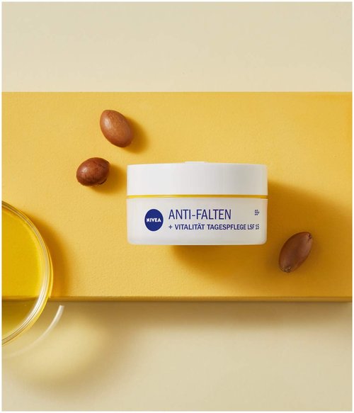NIVEA Anti-Wrinkle + Revitalizing 55+ Day Cream for Mature Skin – 50 ml – Deeply Nourishing Moisturizer with Argan Oil & Calcium for Firmer, Smoother, Vital-Looking Skin