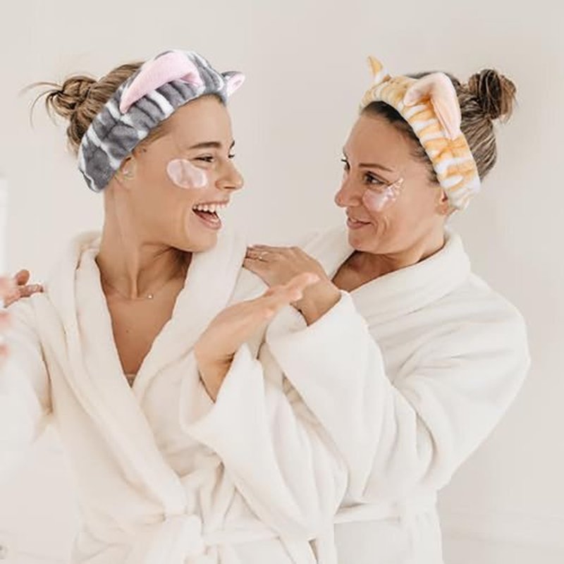 TEBIEKOY Plush Cat Ears Spa Headband For Washing Face Skincare Makeup, Elastic Animal Headbands for Women Girls Soft Coral Fleece Facial Wash Hair Accessories Trendy Stuff Gifts, 2PCS