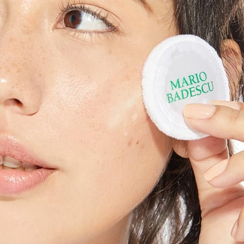 Mario Badescu Blemish Repairing Powder, Accelerate Recovery of Popped Pimples, Reduce Redness, Skin Care Powder for Blemish Concealment and Oil Control for Shine Free Matte Finish Complexion, 0.5 Oz