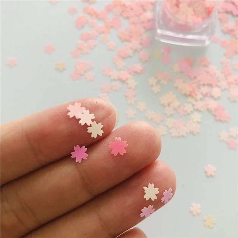 PrettyG 10 Grams/Pack - Sakuras Sequins Glitter - Festival Rave Beauty Makeup Face Body Nail Art Decoration C18RF