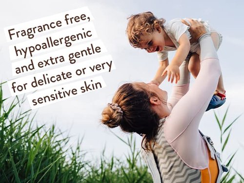 BABO Botanicals Newborn Foam Wash - Fragrance-Free Gentle Formula with Oat, Shea & Cocoa Butter - EWG Verified, Vegan