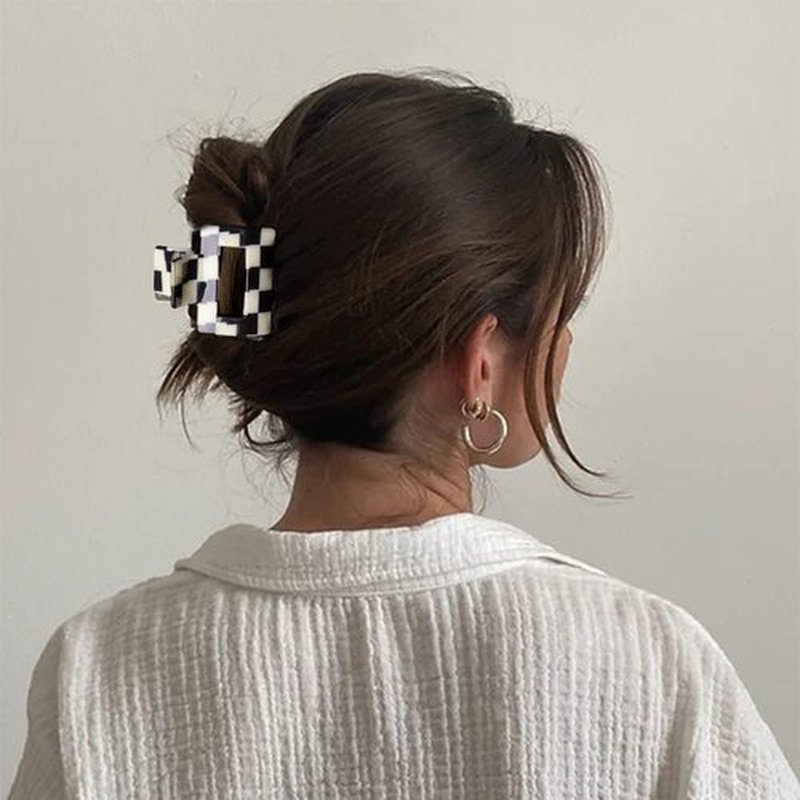 Skiennix Vintage Checkered Y2K Hair Barrettes - Aesthetic 3-Piece Claw Clip Set for Women & Girls