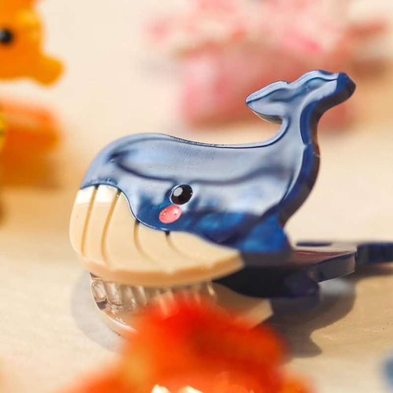 6PCS Sea Animals Small Hair Claw Clips for Women Girls Mini Ocean Hair Clip Hair Accessories with Sturdy Grip White Elephant Gifts