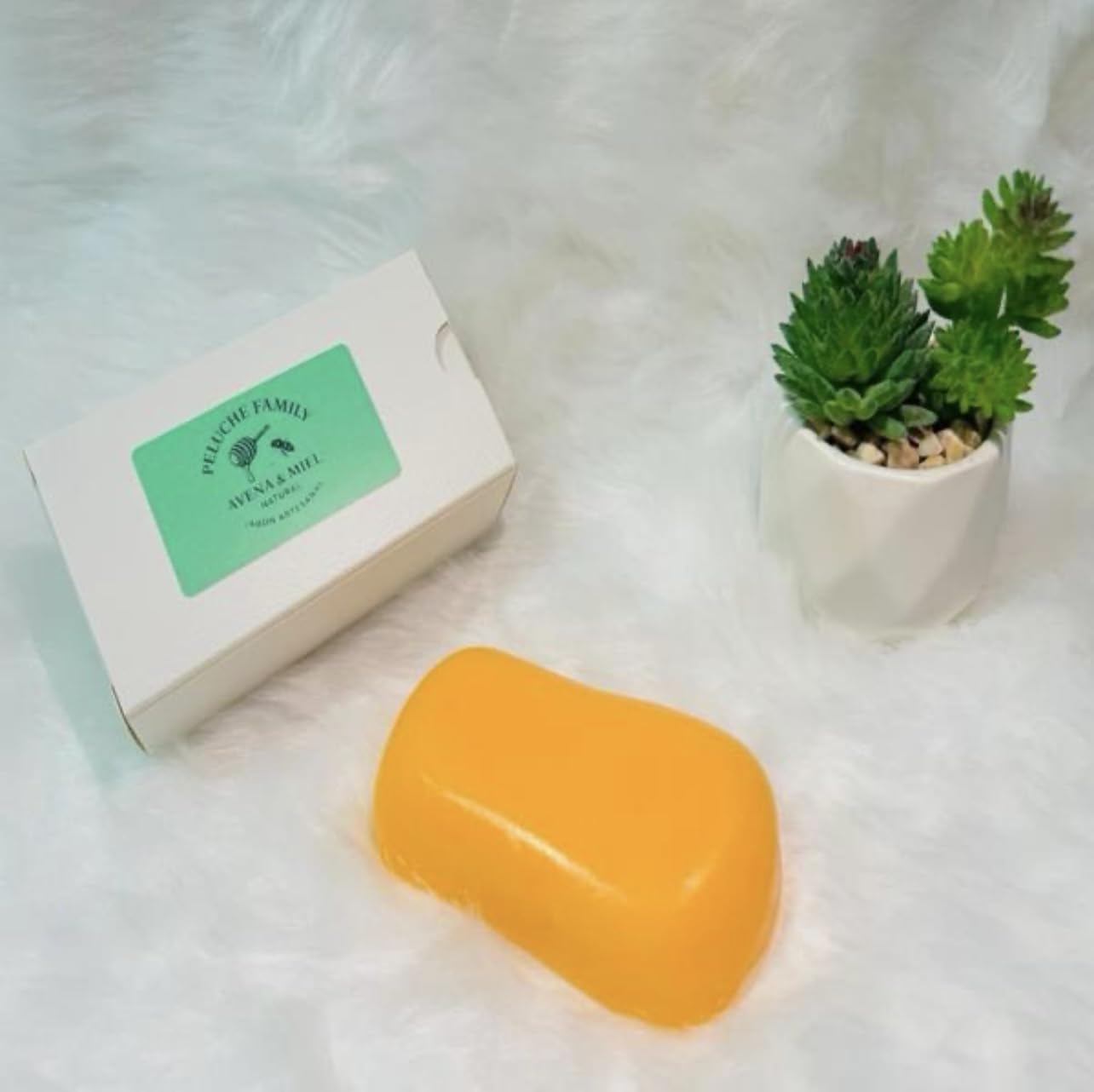 Peluche Family Natural Oatmeal & Honey Soap Bar for Kids and Adults-Eczema, All Natural Dermatitis, Psoriasis Treatment for Dry Itchy Sensitive Skin Relief, Anti-Itch.
