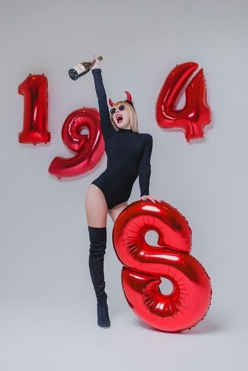 Red 40-Inch Number 8 Balloon by [Brand Name] - Perfect for 8th Birthday Parties, Weddings & Graduations