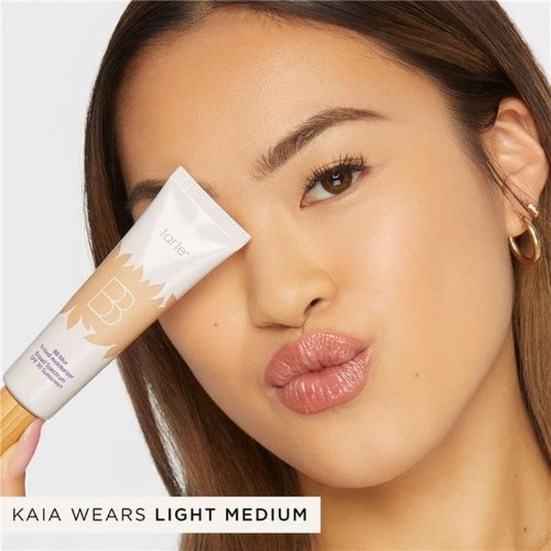 Tarte BB Blur Tinted Moisturizer - Broad Spectrum SPF 30 with Medium Buildable Coverage | Vegan & Cruelty-Free