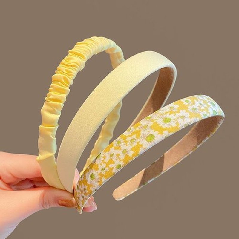Agirlvct Cute Headbands for Women,Non Slip Flower Headband,Fashion Pearl Headbands,Twisted Headband,Different Designs White Solid Head Bands Set Hair Accessories Gift for Girls Kids(7 Pack Yellow)