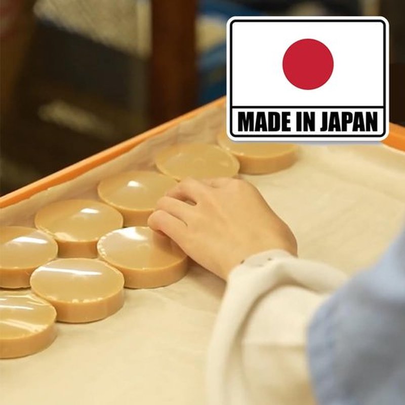 KAWASHIKI 100g Japanese Persimmon Handmade Soap Bar for Body - Persimmon Green Tea Helps Eliminate Body Odor for Men & Women