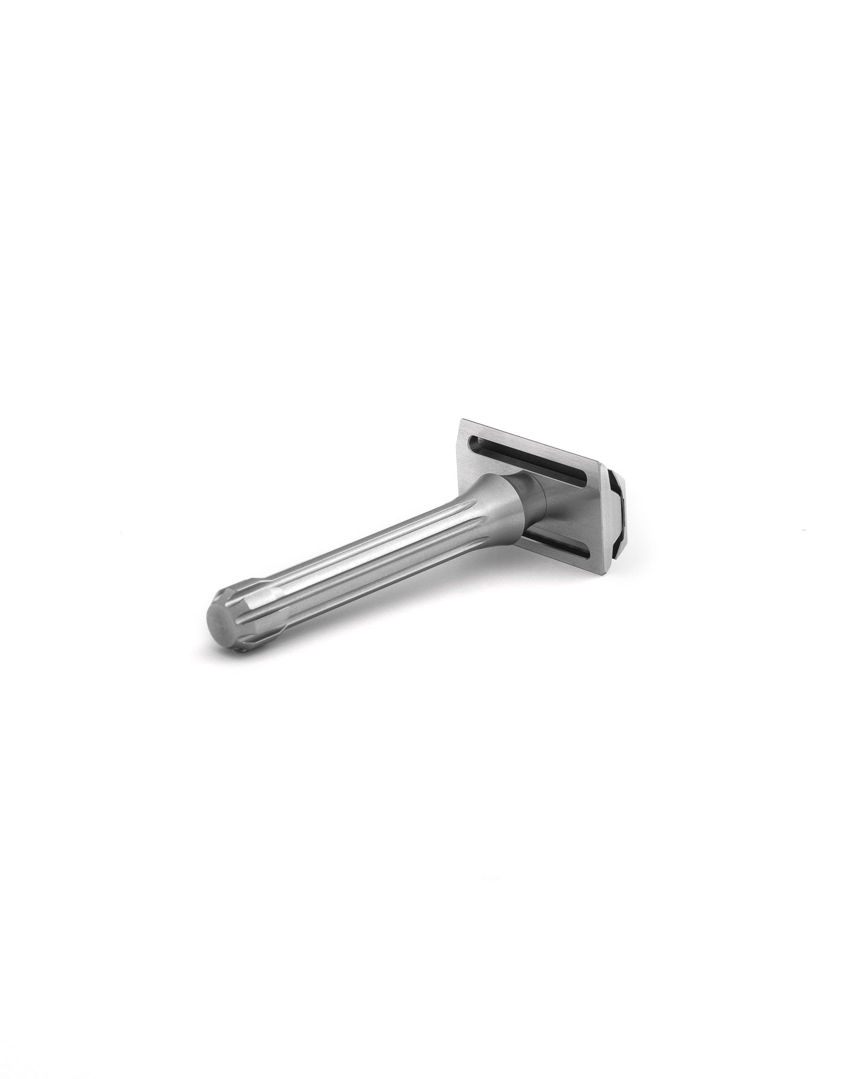 Blackbird Double-Edge Safety Razor | Machined Stainless Steel