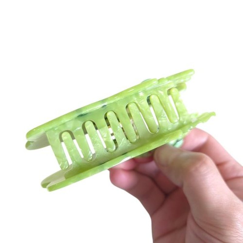 Fantasy Amphibians Animals Hair Clips,Acetate Hair Clips,Big Claw Clips for Women,Novelty Hair Clip (Green Frog)