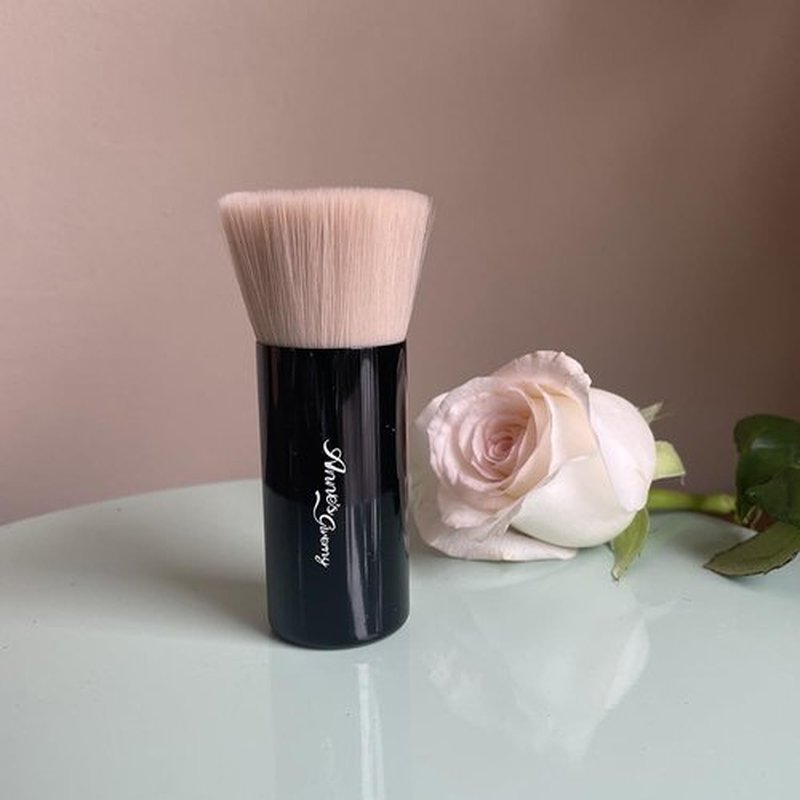Anne's Giverny Cosmetics Foundation Brush - Blending Brush for Loose Powder | Professional Makeup Tool