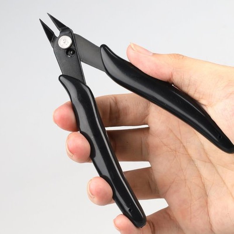 GlamorDove Hair Extension Pliers Keratin Bond Cutting Pliers Wire Flush Cutters Wire Clippers Nippers Hair Extension Tool with an Opening Spring Weft Extensions