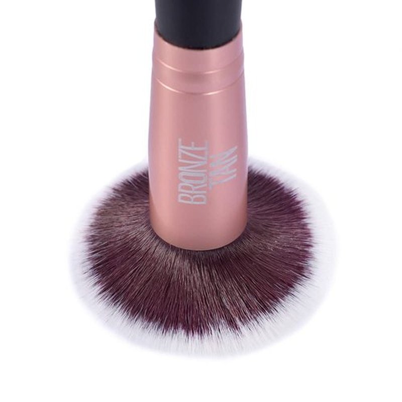 Skiennix Self Tanning Brush - Kabuki Applicator for Flawless Sunless Tan | Perfect for Face Use