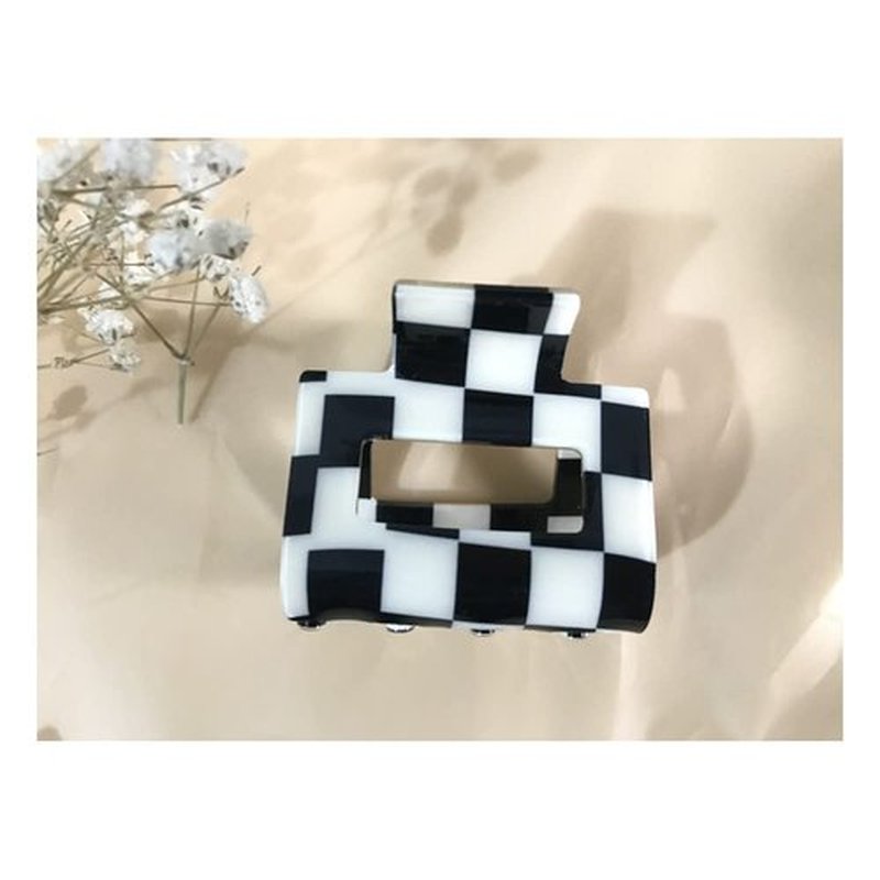 Checkered Hair Claw Clips for Women Girls Fashion Hair Clips for Styling Claw Clamps Thick Hair Retro Rectangle Shape, YOEMAYUNER (4PCs, 2inches, 4Colors)