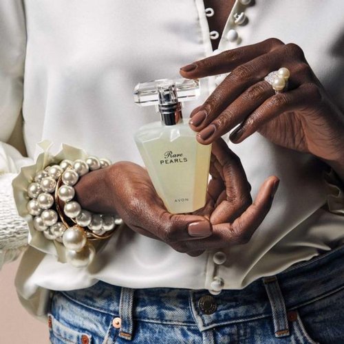 AVON Rare Pearls Eau De Parfum for Women - Soft Floral Fragrance with Magnolia, White Pepper & Rosewood - Long-Lasting 1.7 fl oz Travel Size