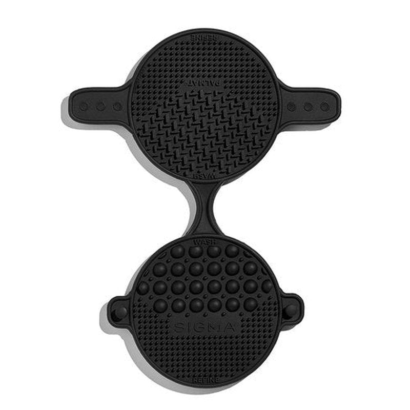 Sigma Beauty - Palmat® Makeup Brush Cleaner - Travel-Friendly & Palm-Sized - Sleek Black Design