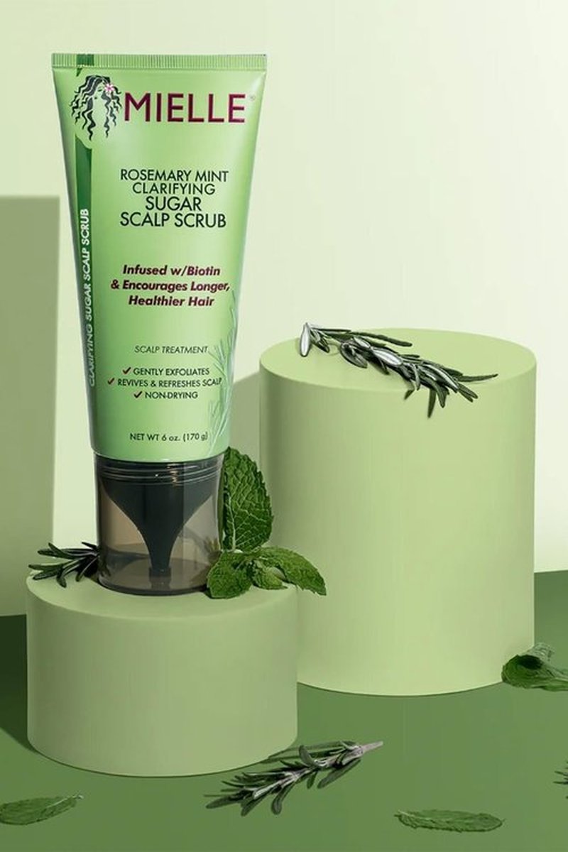 Mielle Organics Rosemary & Mint Sugar Exfoliating Scalp Scrub - Gentle Pre-Shampoo Dry Scalp Treatment for Oil & Product Buildup - Biotin Infused Non-Drying, Moisturizing Formula (6 Fl Oz)