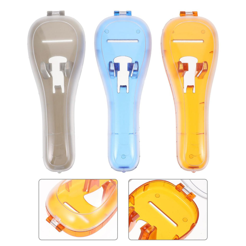 Beavorty Travel Razor Case for Men Lightweight Portable Shaver Storage Box with Secure Strap Compact Razor Protection for Electric Razors 6.49X2.36X1.37In