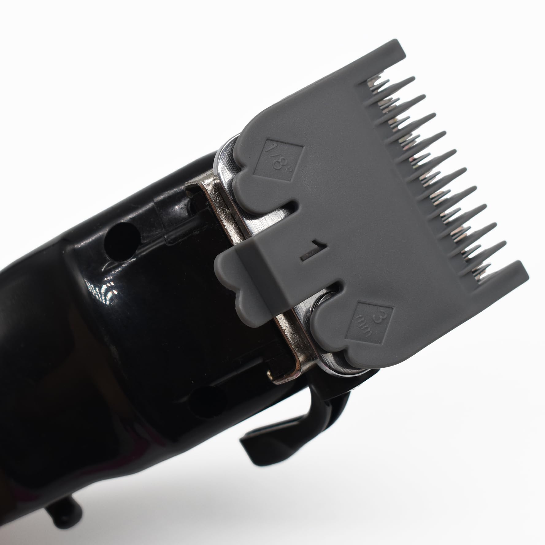 2 Pieces Professional Hair Clipper Attachment Guard Guide Combs, 1/16", 1/8", 1.5MM, 3MM Compatible with Wahl Standard Full-Sizes Magic Clip Senior 8148 1919 Hair Clippers (Multi-Color)